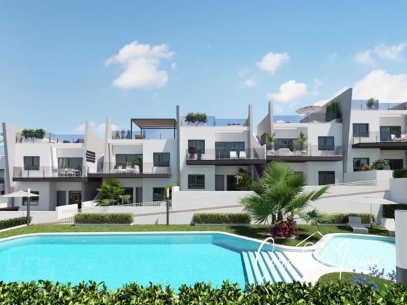 Penthouse te koop in San Miguel de Salinas - Corazon Immo - Zicht van de gemeenschappelijke tuin en zwembad